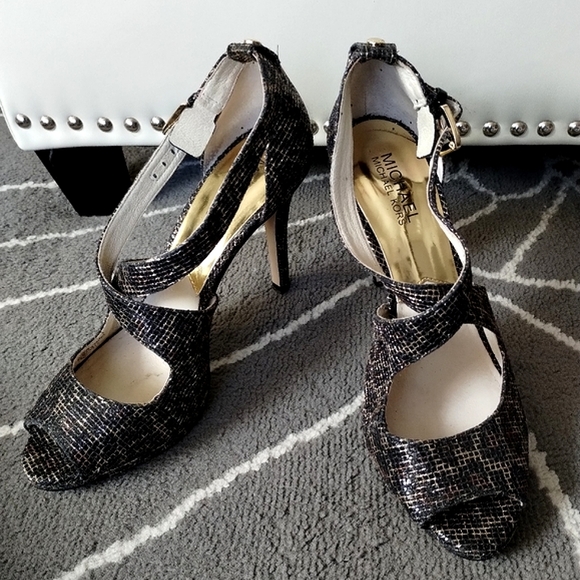 Michael Kors Animal Print Glitter Peep toe, Strappy Heels 👠 - Picture 3 of 12